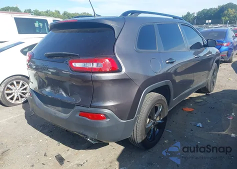 2018 Jeep Cherokee Latitude 4X4 from USA, damaged, VIN 1C4PJMCX2JD551309